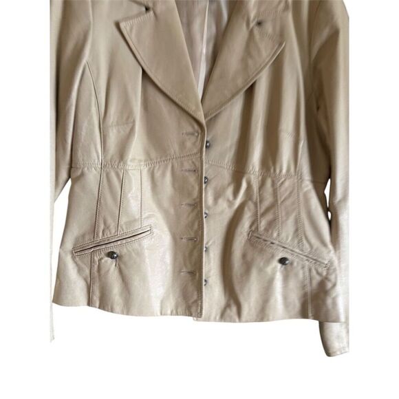 Danier Women's Ivory Leather Jacket Size L Mid-Length Casual - Picture 9 of 9